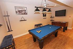 Sky Blue Vacation Condo, Myrtle Beach - Games Room Pool Table